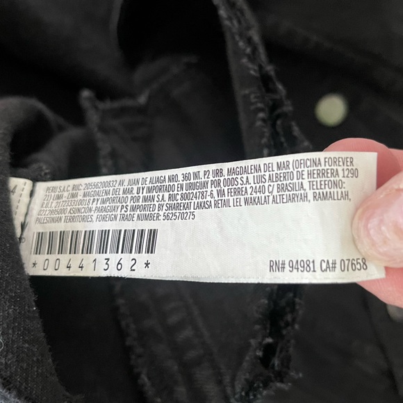 AC/DC denim jacket size medium. Damaged good for art project. - Picture 6 of 6